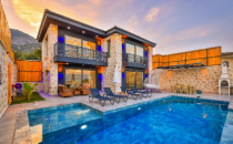 Çocuk Havuzlu Villa